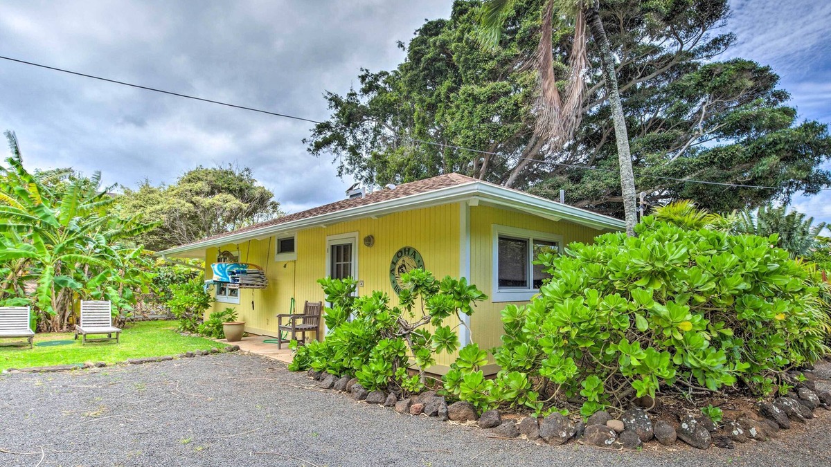 Wailua House | Summer Deal Kapaa Cottage with Garden Steps from the Beach