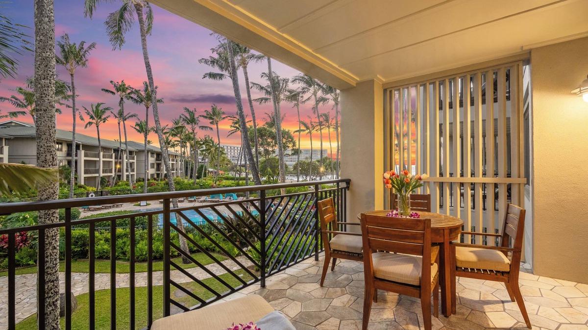Kahuku Villa | SUMMER REDUCED! Villa 213 Ocean View Turtle Bay