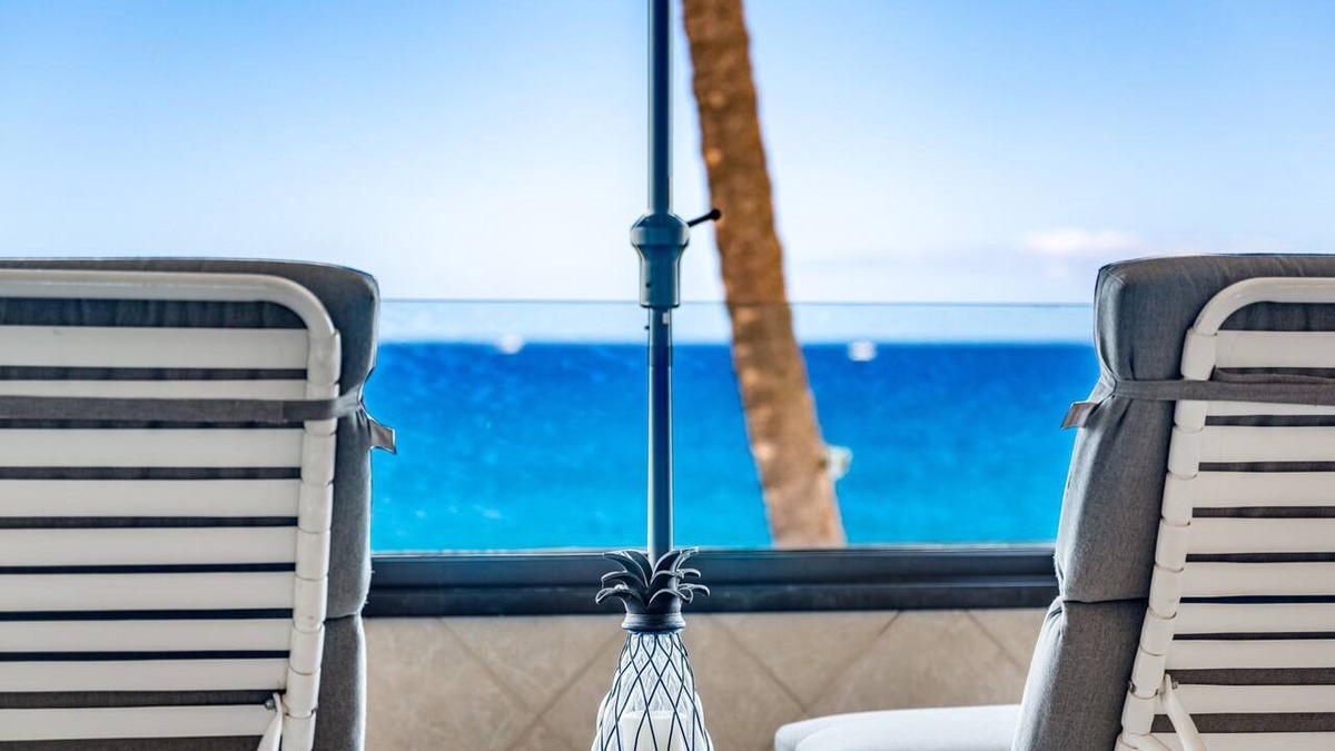 Wailea Condo | Sunset Views | Snorkeling | Resort Amenities - Makena Surf B205