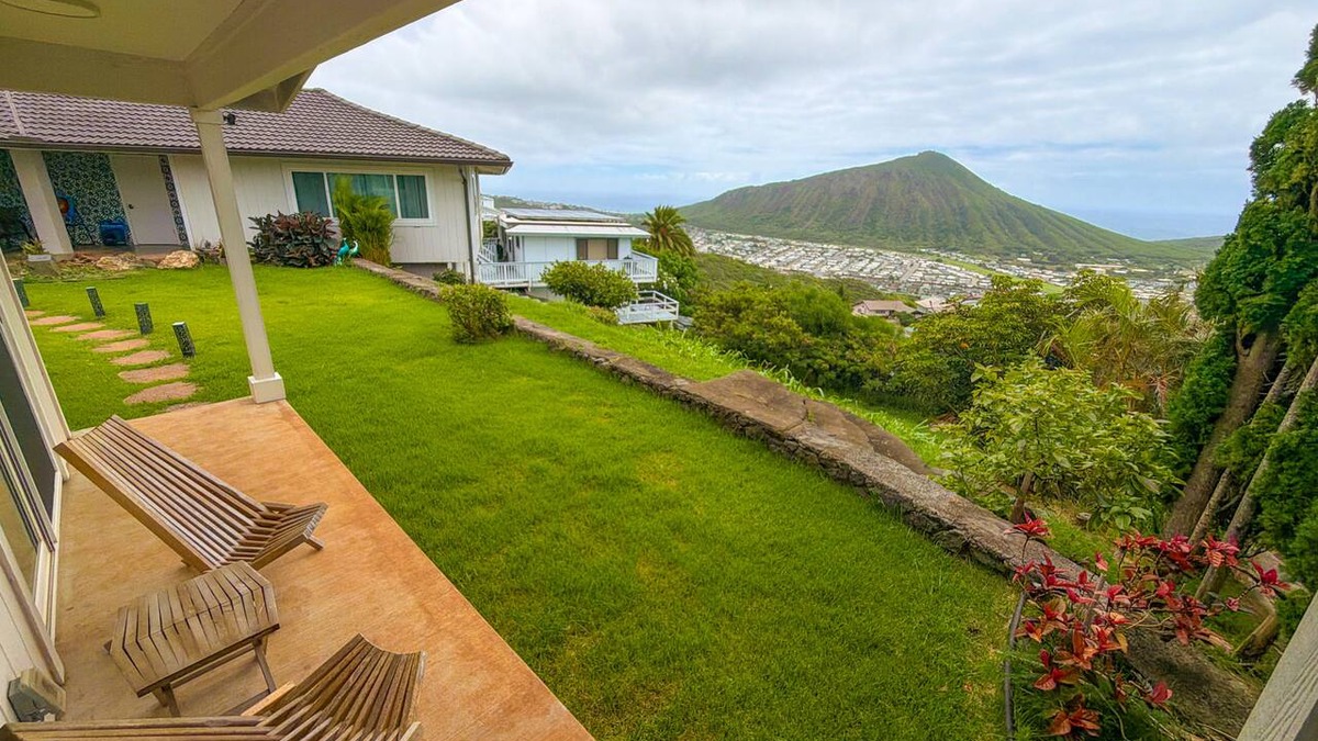 Hawaii Kai House | Sweeping Ocean & Koko Head Views - Ridgetop Home