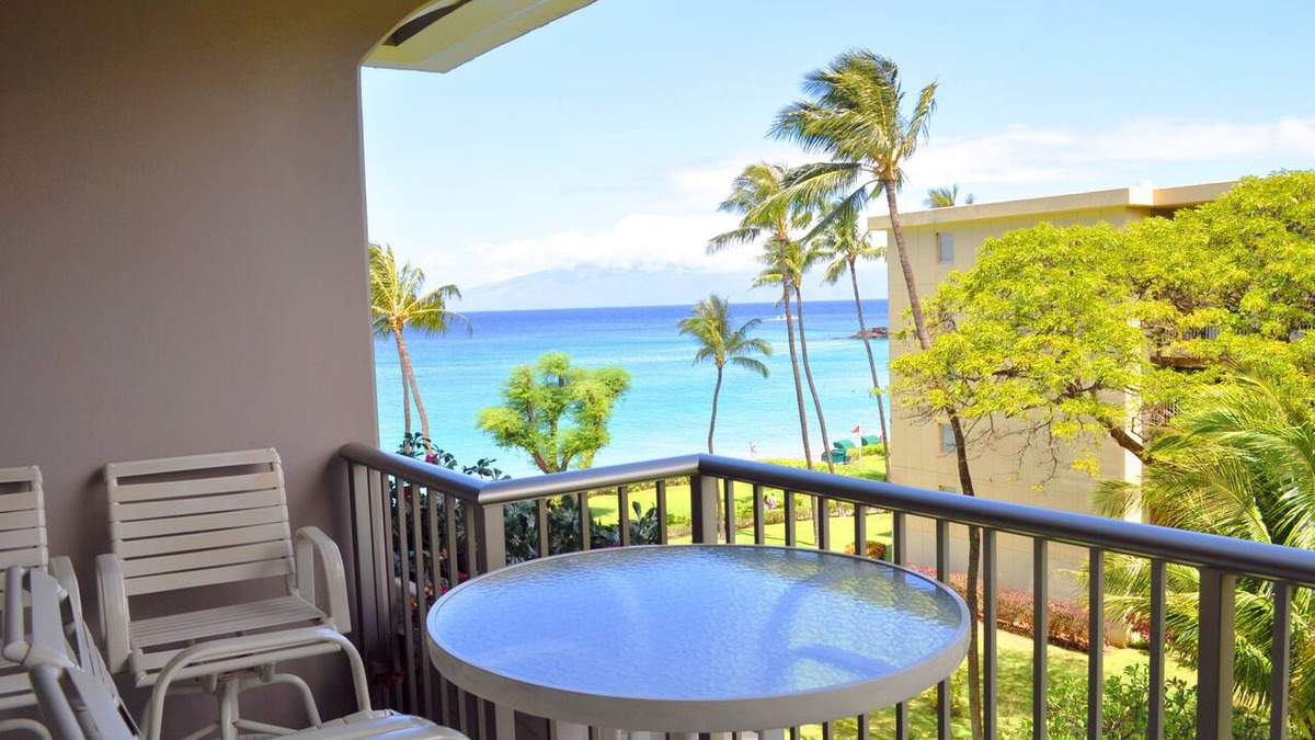 Kaanapali Condo | Sweeping Ocean Views | Aston Whaler at Kaanapali 0514 – Pool, Hot Tub & Spa