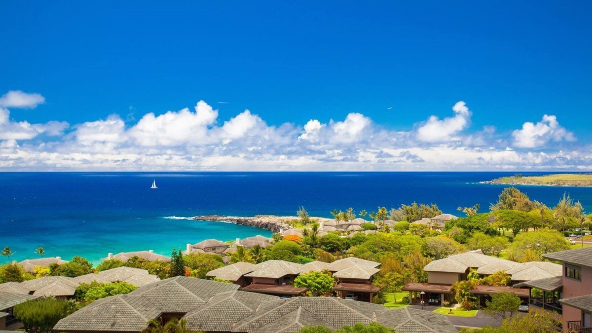 Kapalua Condo | Sweeping ocean views – from the east end of Molokai, to Honolulu Bay, and beyond!