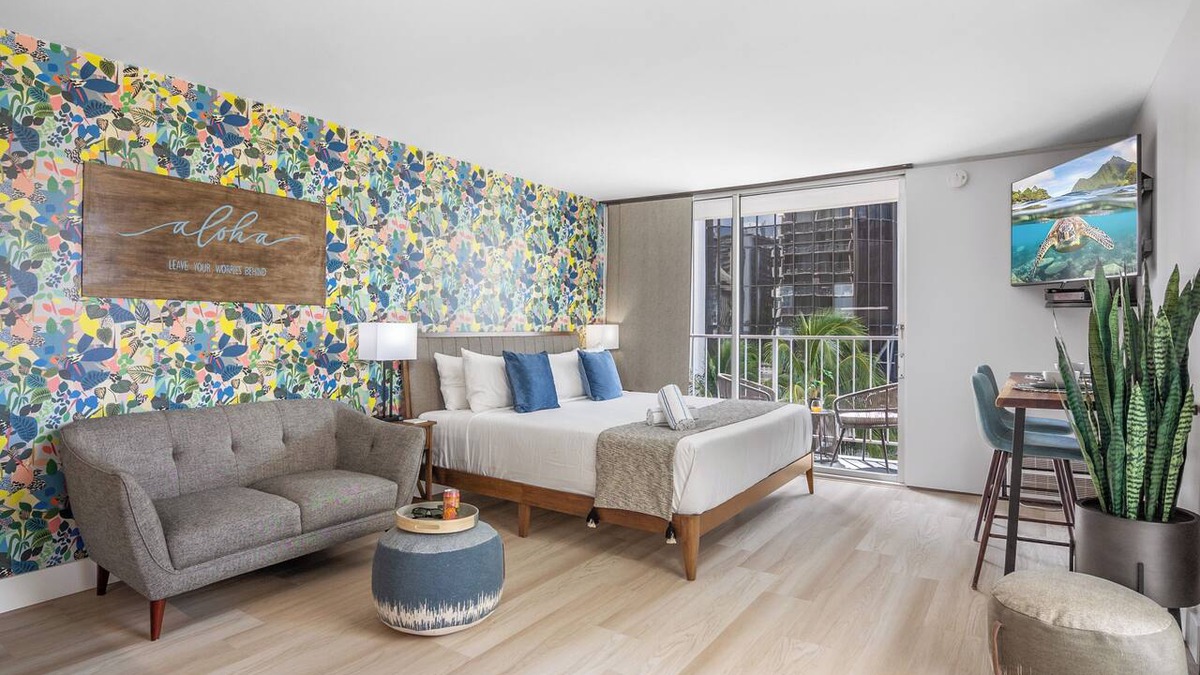 Waikiki Condo | The Aloha Studio! Free Parking