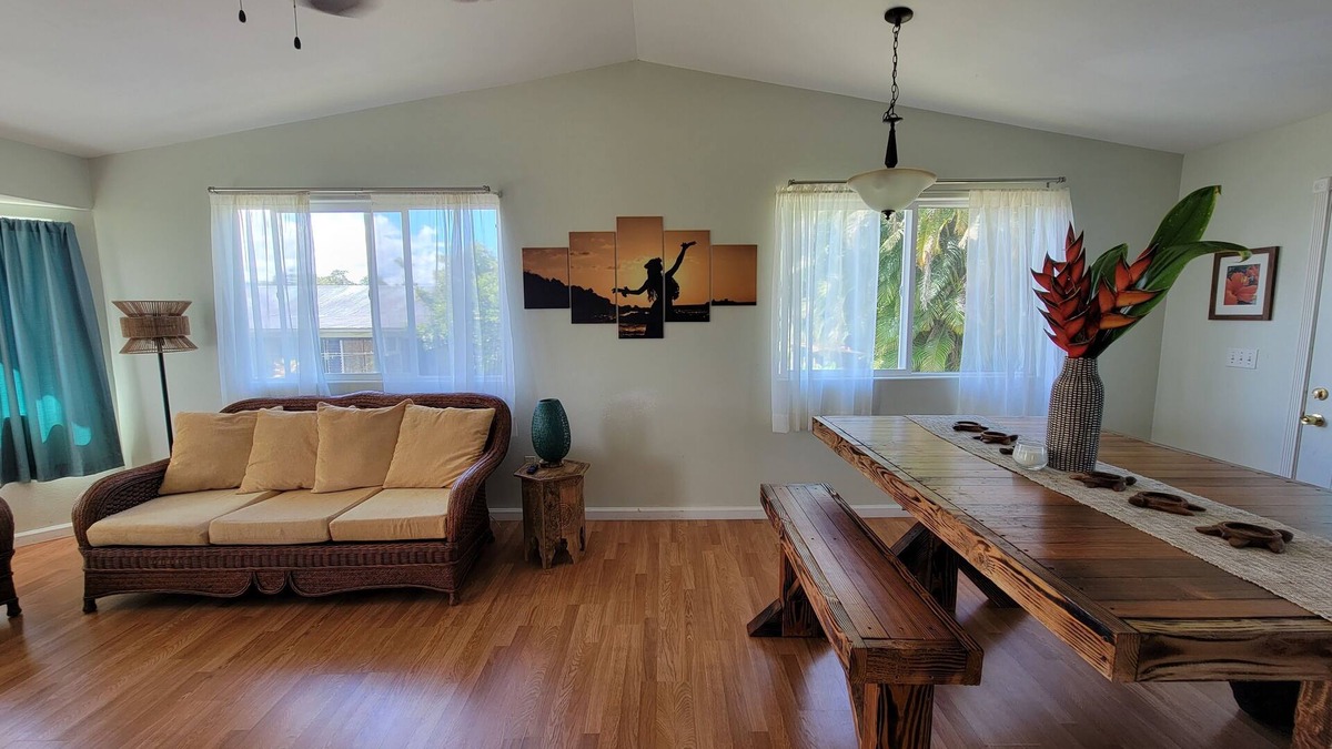 Hilo House | The Hilo Hula Hut