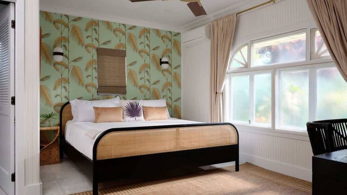 Wailuku House | The Ilima Suite at The Historic Wailuku Inn