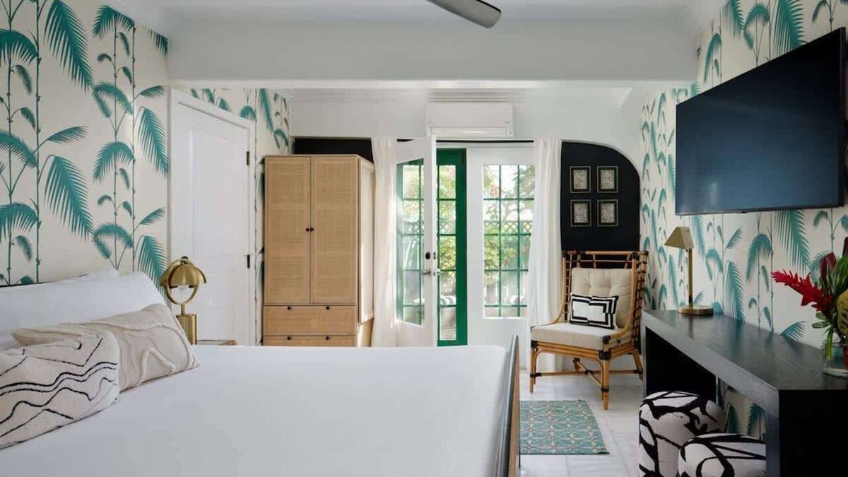 Wailuku House | The Mele Suite at The Historic Wailuku Inn
