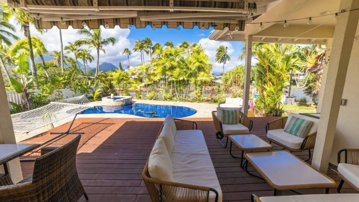 Keolu Hills House | The SunWalk Villa: Stunning 3BR