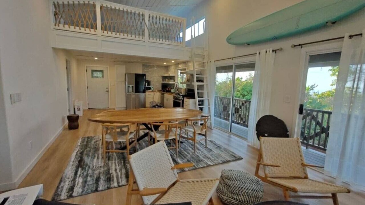 Ocean View House | The Surf Shack 2 Bdrm house w Loft in Ocean View