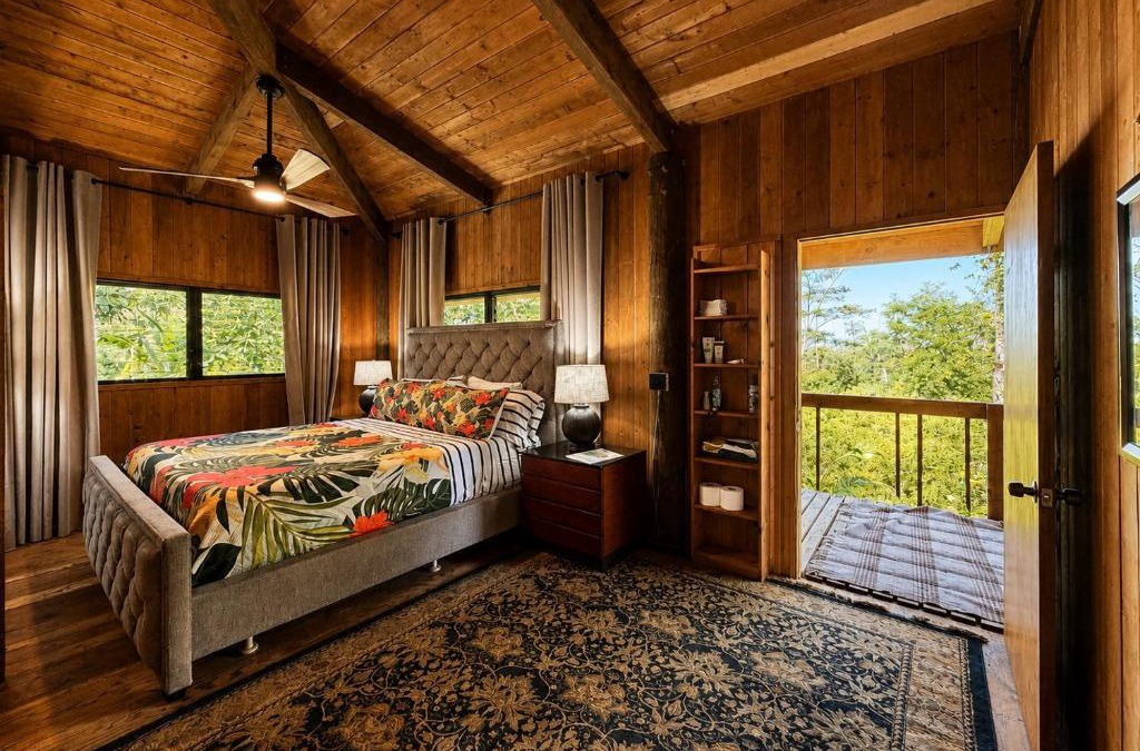 Keaau House | Tiki Treehouse