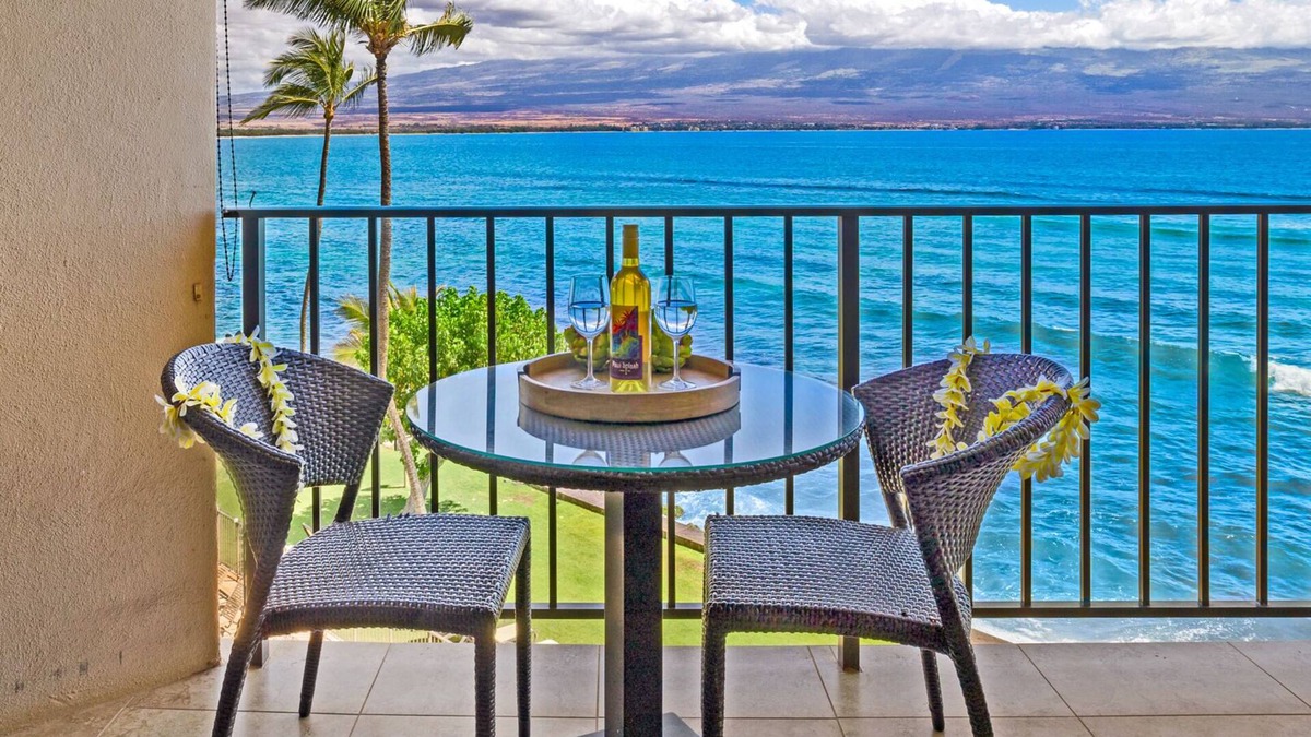 Maalaea Condo | Today.Tonight.Turtles.Turtles.Turtles!n