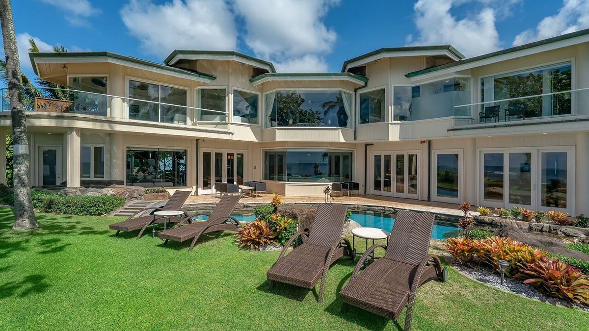 Pupukea House | Top of the Line Beachfront Home in North Shore Oahu