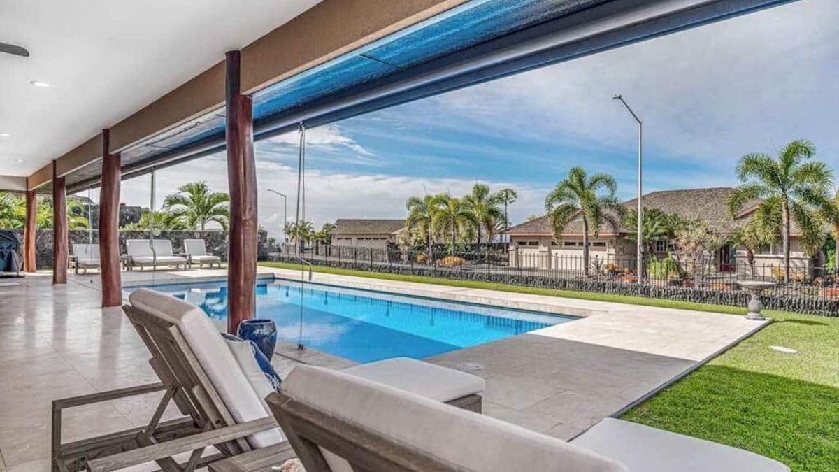 Alii Heights Mauka House | Tropical Beach-Close Kona Retreat with Pool & Lanai