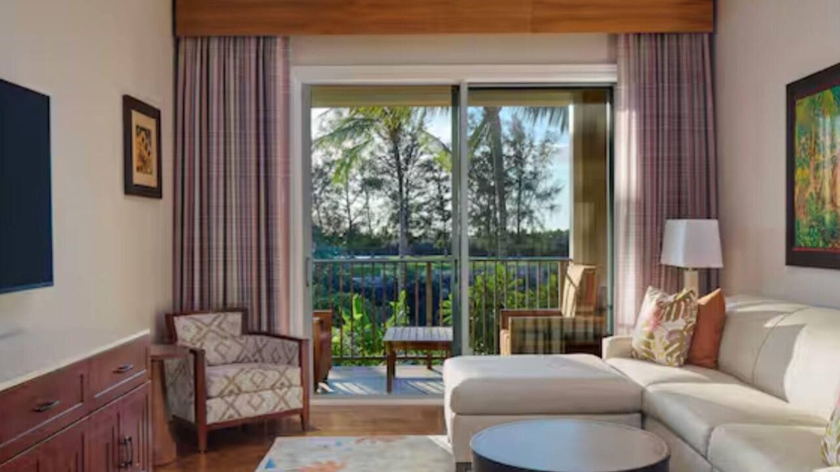 Waikoloa House | Tropical Hawaii Getaway with Luxury Pools & Spacious 1BR Suite