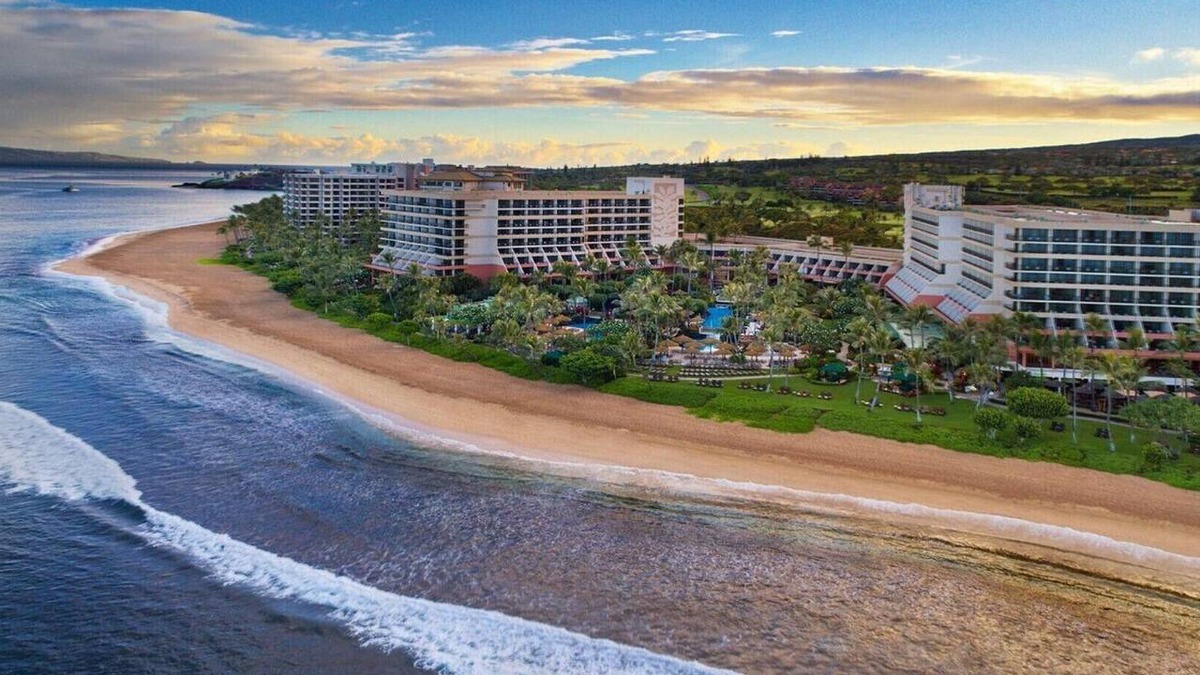 Kaanapali Resort | Tropical Paradise Awaits: Marriott's Maui Ocean Club for Family Fun