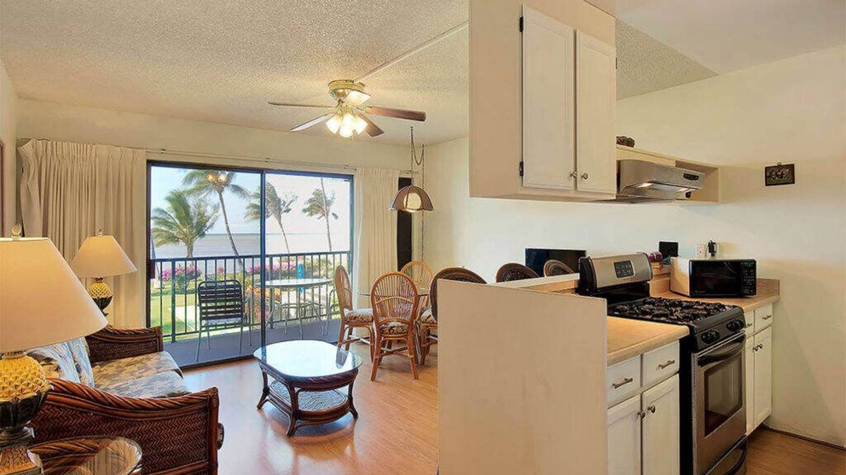 Kaunakakai Condo | Tropical Style w/OF Lanai, Flat Screen, WiFi–#229