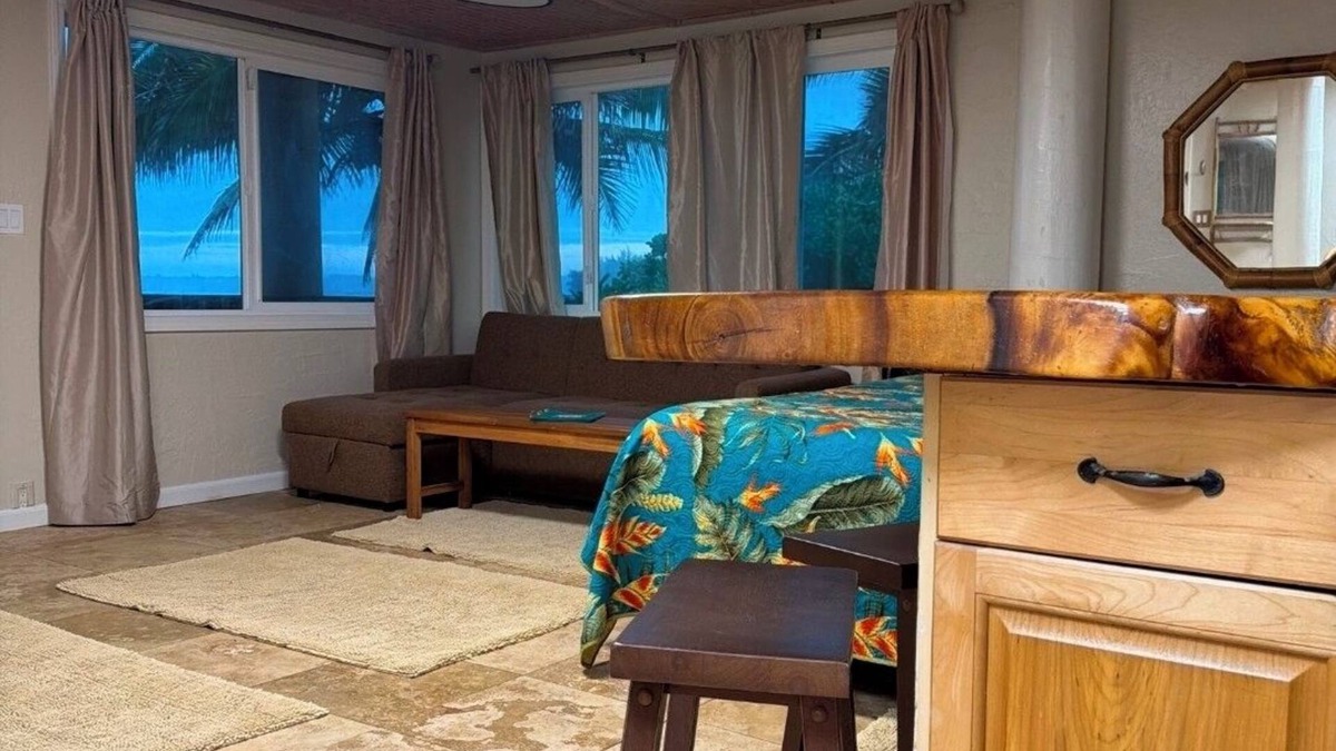 Wainiha House | True beachfront 5-bedroom house in Haena perfect for family getaways.