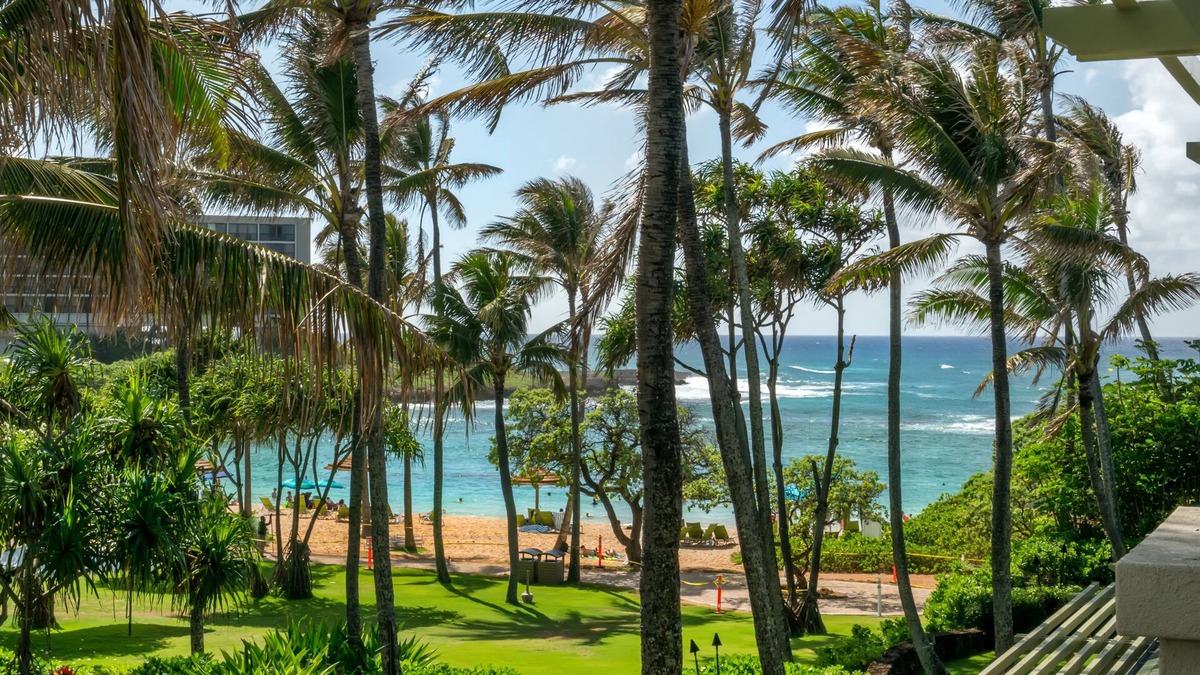 Kahuku Condo | Turtle Bay Oceanview Beachfront 3 Bedroom Villa #314