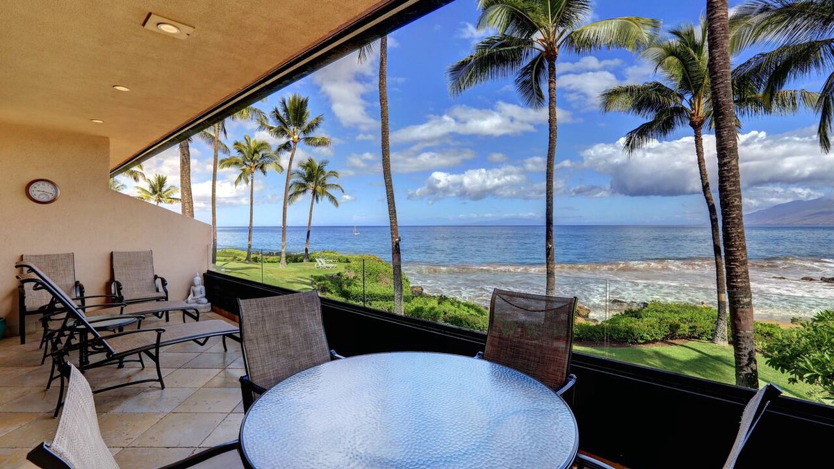 Wailea Condo | Ultimate Beachfront Retreat: Makena Surf E204 - Prime Location & Amazing Views!