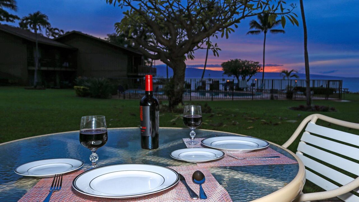 Honokowai Condo | Unit 108 breathtaking ocean view! discounted price!