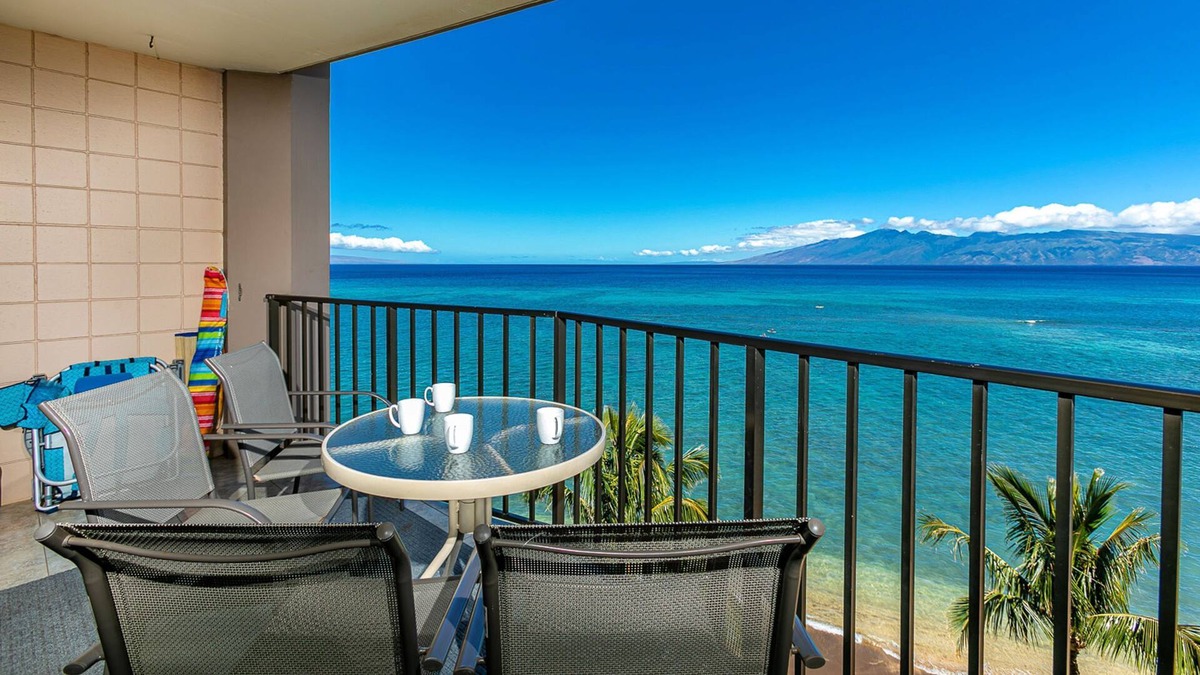 Kahana Hotel | Valley Isle 708 by Coldwell Banker Island Vacations