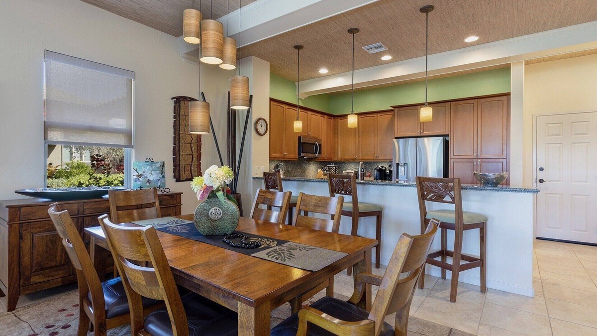 Kamuela Condo | Views, Views, Views Chef's Kitchen, Ample Supplies, Home Office, Weekly Discount