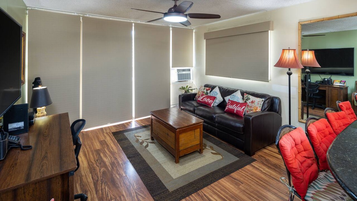 Waikiki Condo | WAIKIKI 1 BR CRN, FREE PKG NO RESORT FEE BEACH ITEMS, CALLS YOUTUBE, NETFLIX