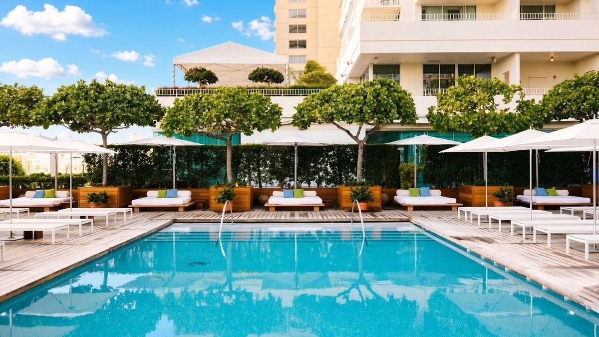 Waikiki Resort | Waikiki | Island City Stay | Pool & Marina | Double Room