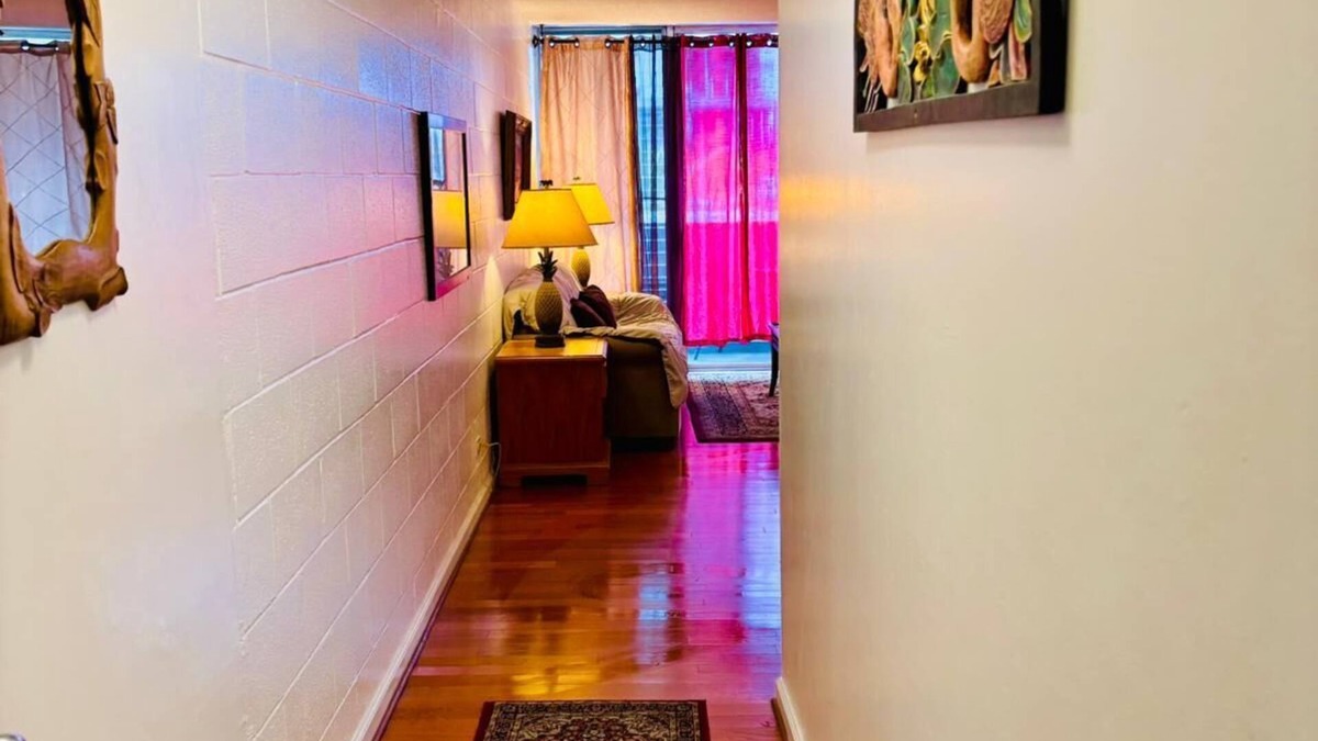 Waikiki Apartment | ~Waikiki~ LOWEST RATES IN AREA ~ 2 Bedroom ~ Fully Furn ~ Blocks to Beach ~