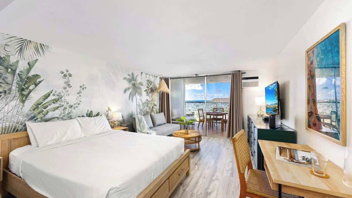 Waikiki Condo | Waikiki studio w/lanai and beach access