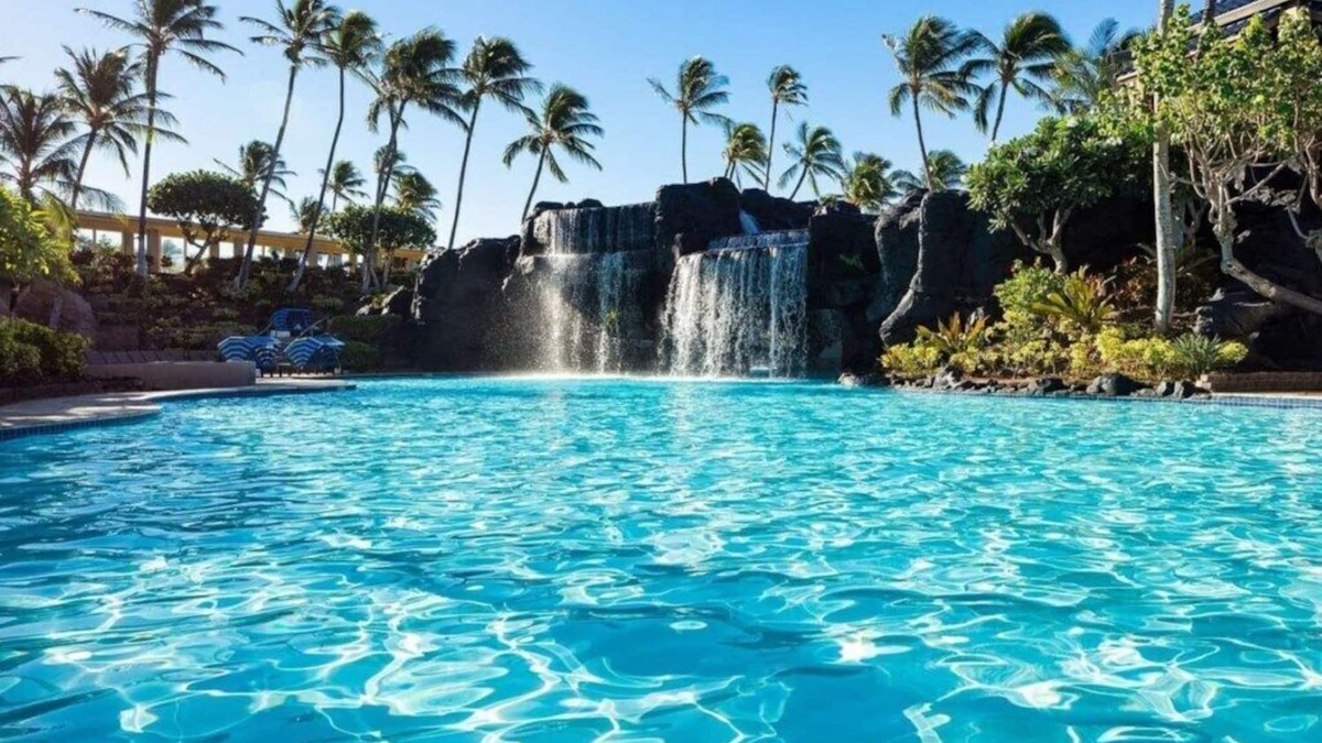 Waikoloa Condo | Waikoloa | Pool & Beach Access | 1BR Partial Ocean View Suite