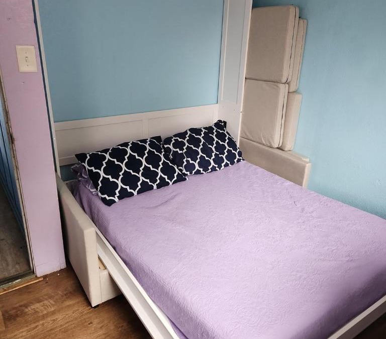 Wailuku Apartment | Wailuku Studio Queen Wall Bed + Kitchenette