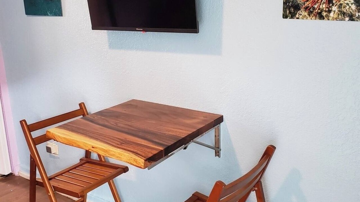 Wailuku Apartment | Wailuku Studio Twin Bunks + Streaming TV