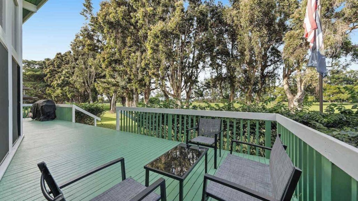 Princeville House | Wake to Golf-Course Views on Your Princeville Lanai