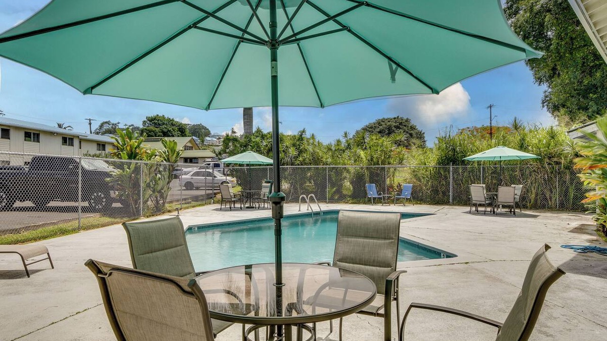 Hilo Apartment | Walk to Dining & Local Markets! Hilo Getaway