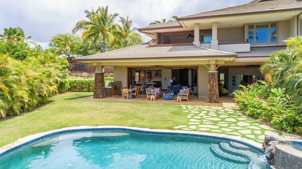 Kamuela House | Walk to MK Beach! 🏝️ Private Pool 🏊‍♂️ Jacuzzi ♨️ Mauna Kea Resort