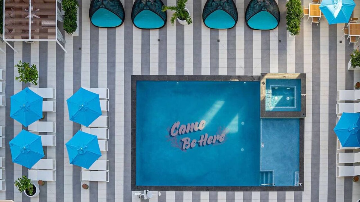 Waikiki Hotel | Walking Distance To The Beach! 3 Comfortable Units for 12!