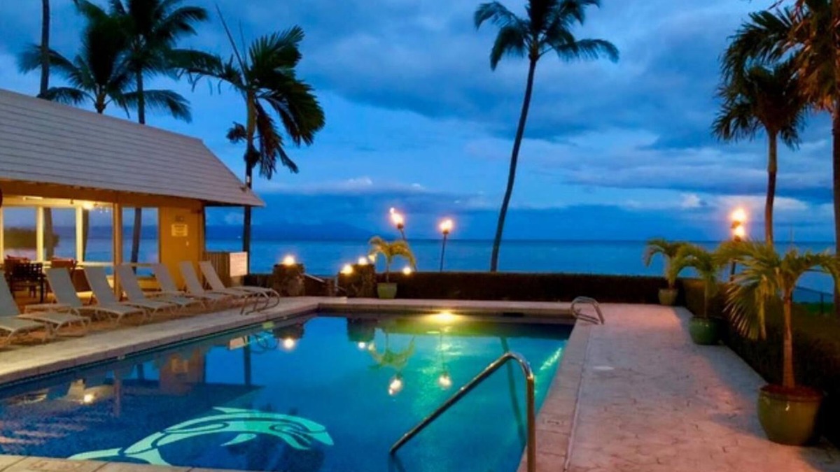 Ualapue Condo | Wavecrest Oceanfront, Island of Moloka'i TA-061-740-4416-01