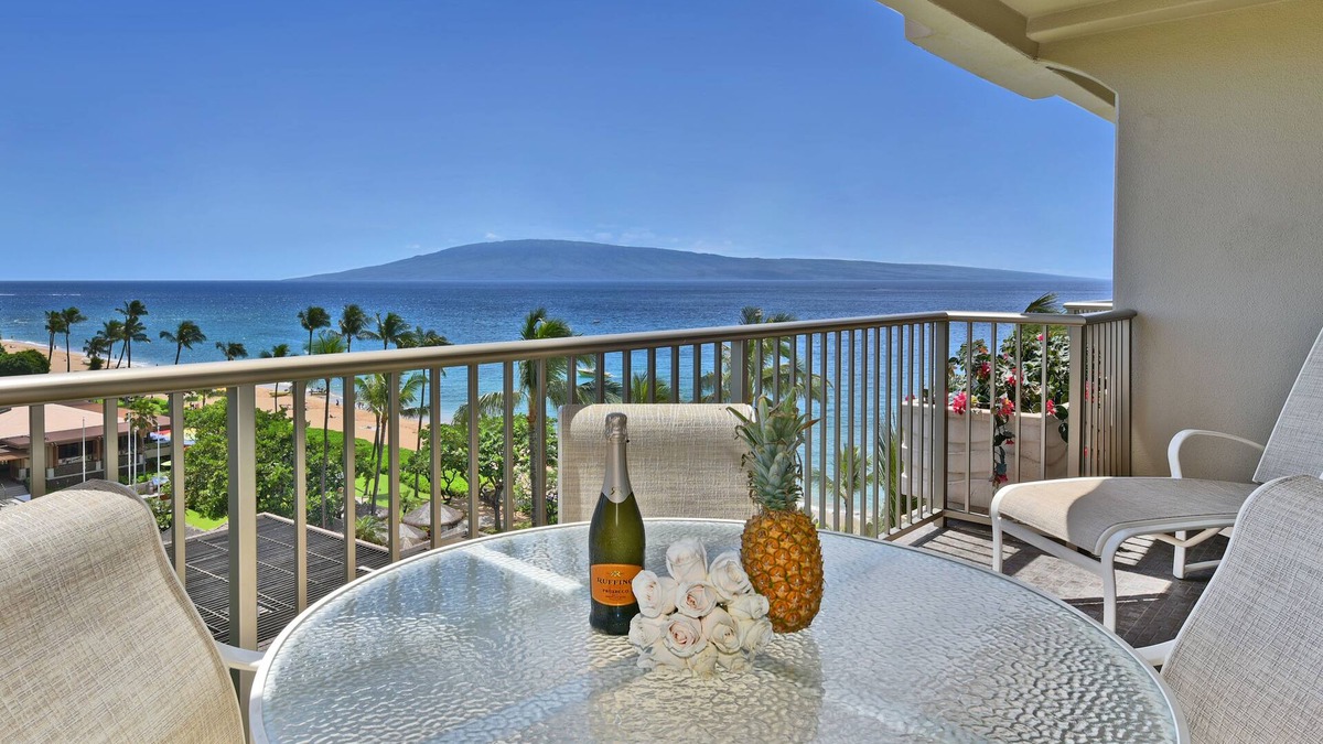 Kaanapali Condo | WHA 859 Kaanapali BeachFront Luxury Condo w Ocean View