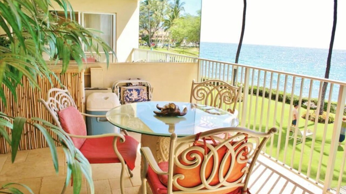 Kihei Condo | Your Refreshing Escape by the Ocean! Marvelous Views - Royal Mauian 209