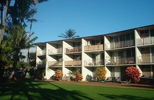 Kuau Condo | 1 Bedroom North shore Maui Kuau Plaza Condo next door to Hookipa Beach