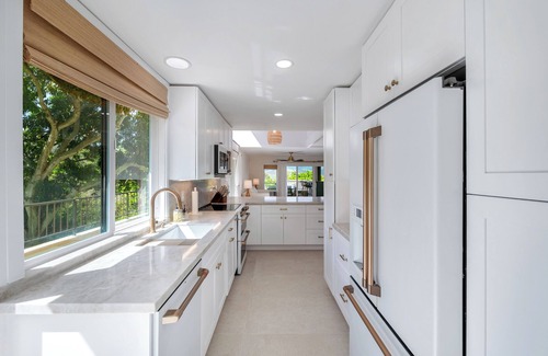 Lanikai House | 1000 steps from famous Lanikai beach