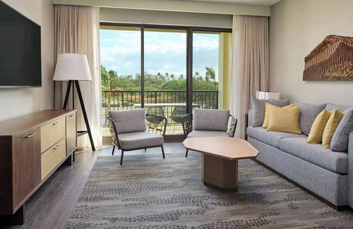 Kihei Resort | 1BR Plus at Maui Bay Villas, Hilton Grand Vacations Club in Sunny Kihei