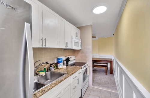 Waikiki Condo | 22nd Floor Condo with Stunning Ocean Views and Free Parking! by Koko Resort Vacation Rentals