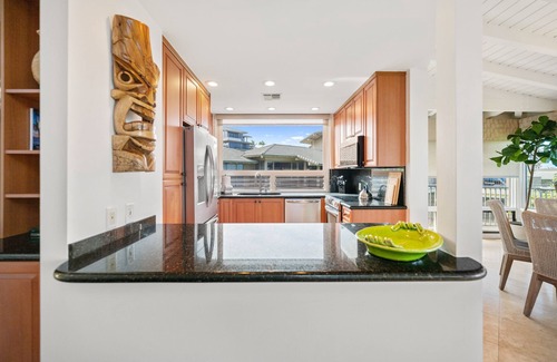 Napili Condo | 2bd endless luxury, and soothing sounds of waves