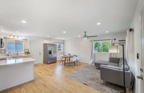 Wahiawa House | 2BR Oahu - Upto 4, WiFi, AC + Garage, Pet-friendly