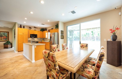 Kailua-Kona House | 5★Resort like paradise, heated pool, ocean views, AC, peaceful gated community.