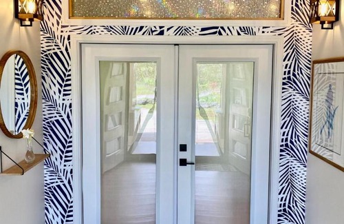 Keaau House | A Perfect location In Paradise!