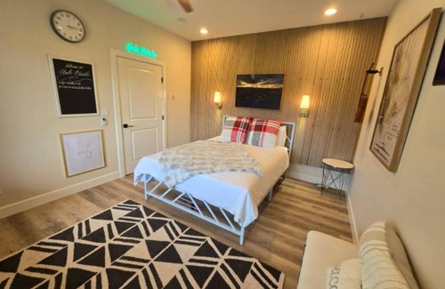 Keaau House | A Perfect location In Paradise!