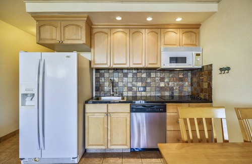 Kahana Condo | Aloha Hale Ocean View Maui Condo In Ocean Front/Beach Resort Swim with Turtles!