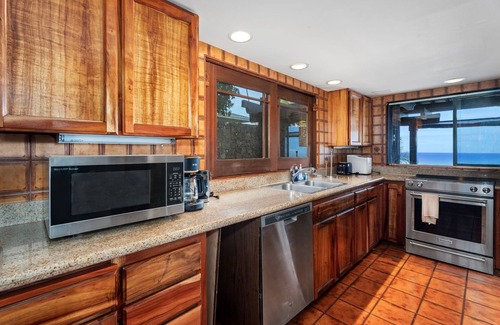 Kahaluu-Keauhou House | 🏖️Amazing Ocean Views | Infinity Pool | Great Location